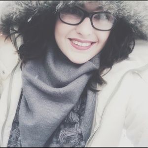 Meet your Posher, Lillian